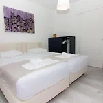 Sea La Vie Centre