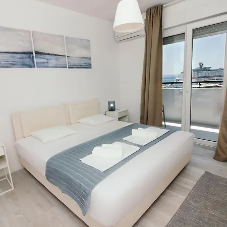 Apartment Sea La Vie Centre